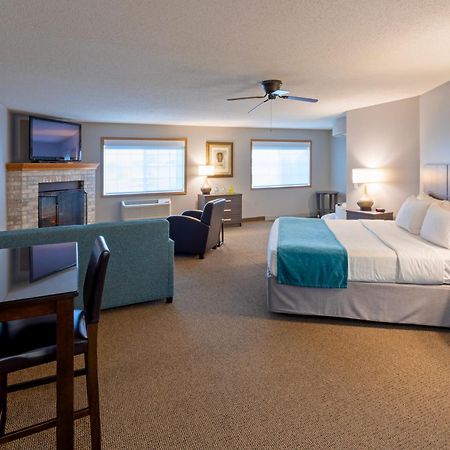 Paynesville Inn & Suites Εξωτερικό φωτογραφία